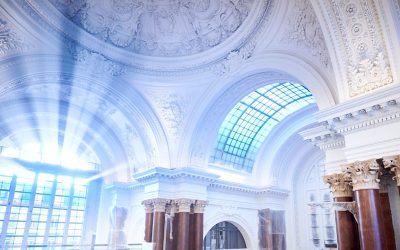 Inhuldiging van een nieuwe ruimte voor cultuur, ontspanning en werk in het Brusselse Beursgebouw